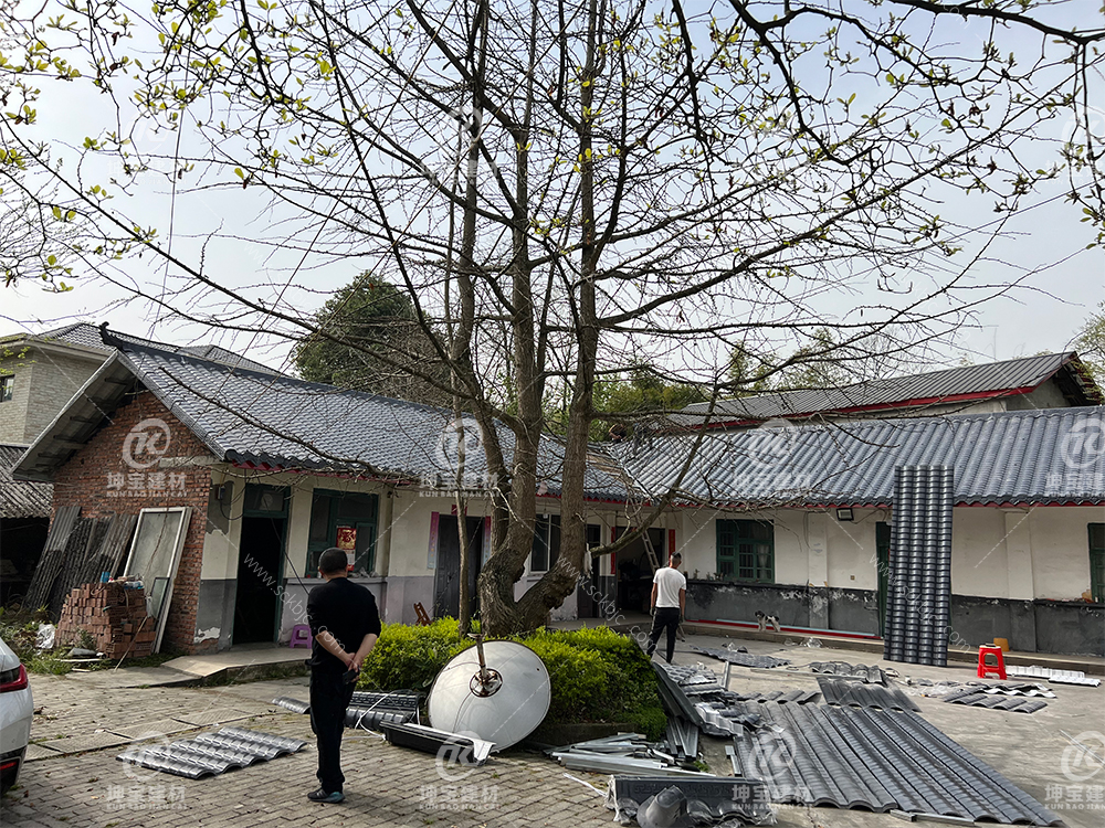 100-200平方房子鋪多少合成樹脂瓦？總費(fèi)用多少錢？